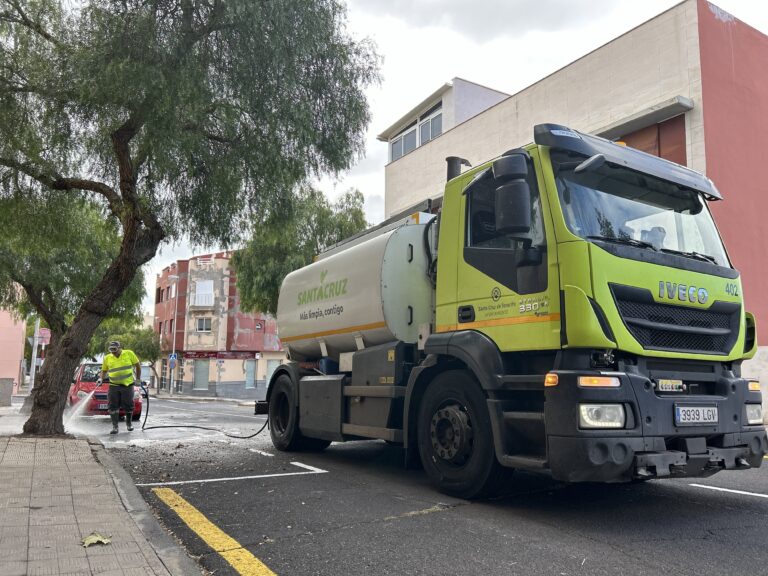 Dispositivo de limpieza en Santa Cruz